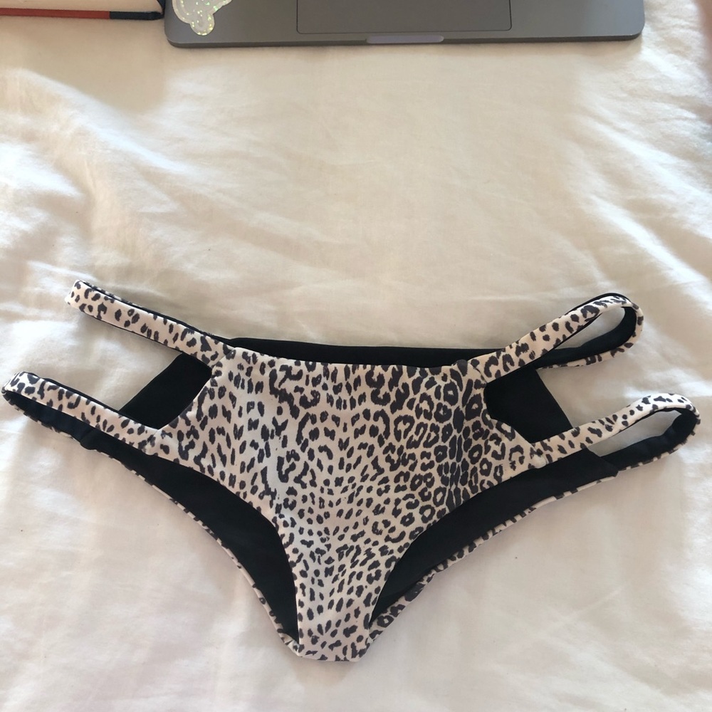 bikini bottoms